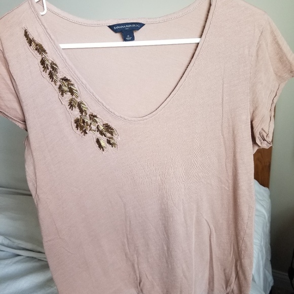 Banana Republic Medium Embellished TShirt - Picture 3 of 4